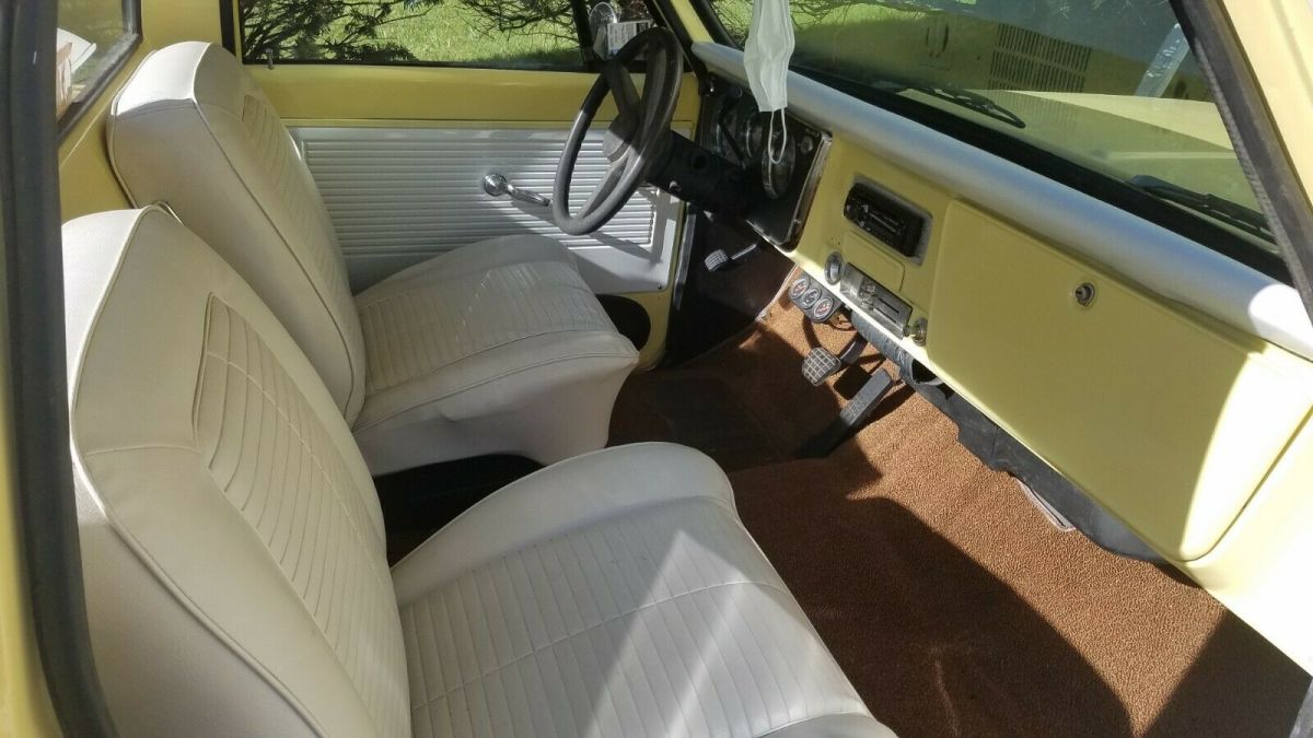 1970 Yellow Chevrolet C-10