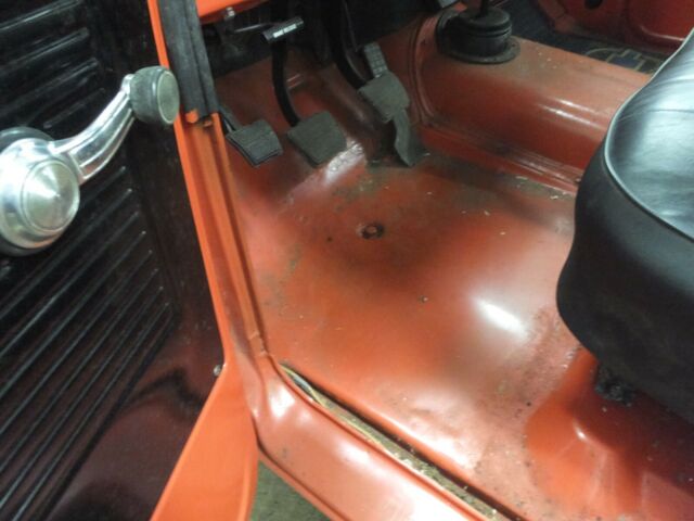 1970 Orange Chevrolet C-10 Standard Cab Pickup