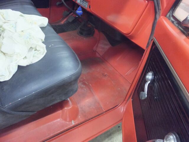 1970 Orange Chevrolet C-10 Standard Cab Pickup