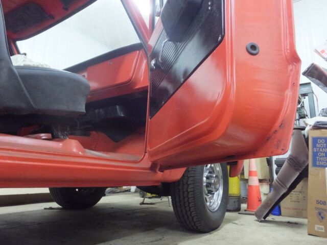 1970 Orange Chevrolet C-10 Standard Cab Pickup