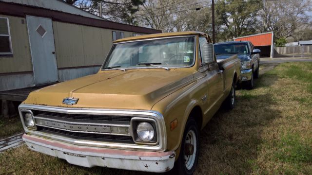 1970 Gold Chevrolet C20 Pickup