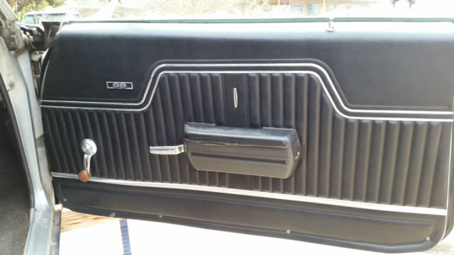 1970 Silver Chevrolet Chevelle Cupe