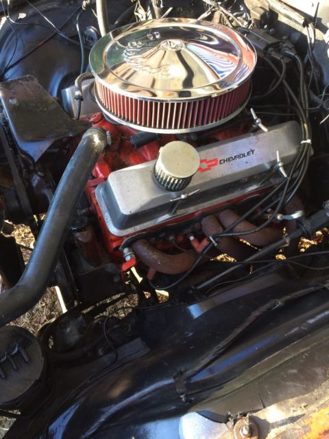 1970 Red Chevrolet Chevelle Coupe