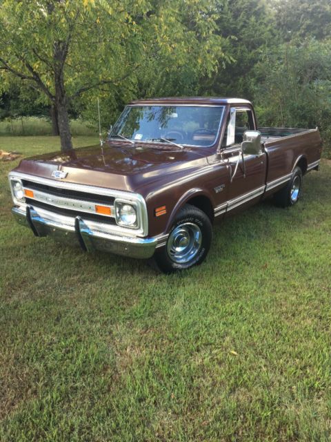 1970 Burgundy Chevrolet C-10