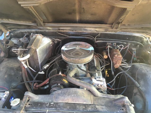 1970 White Chevrolet C-10 Standard Cab Pickup