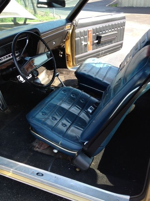 1970 Green Chevrolet Impala Sedan