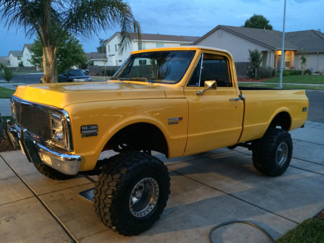 1970 Yellow Chevrolet C-10 Cab & Chassis