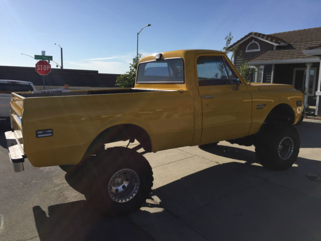 1970 Yellow Chevrolet C-10 Cab & Chassis