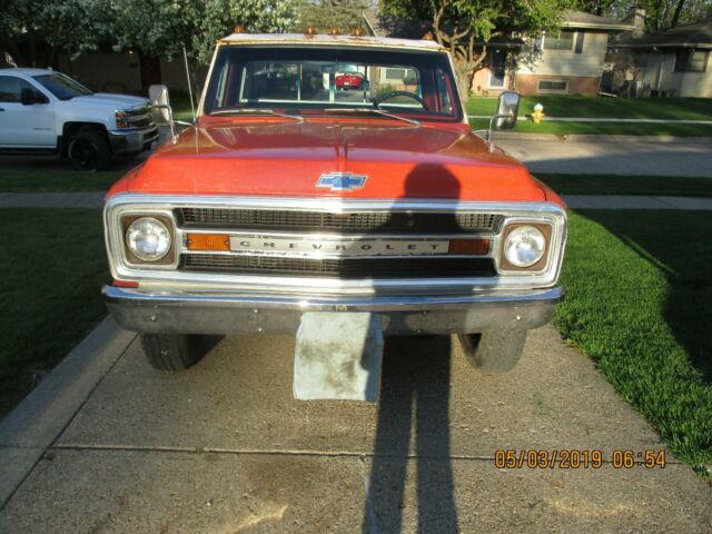 1970 Orange Chevrolet C/K Pickup 2500
