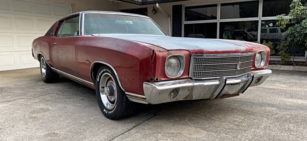 1970 Burgundy Chevrolet Monte Carlo Coupe