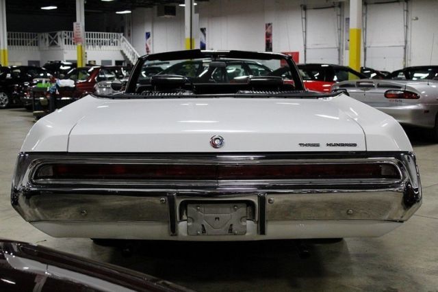 1970 White Chrysler 300 Series Convertible