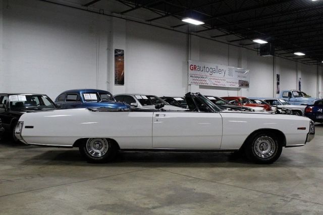 1970 White Chrysler 300 Series Convertible