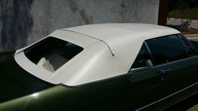 1970 green metallic Chrysler 300 Series Convertible