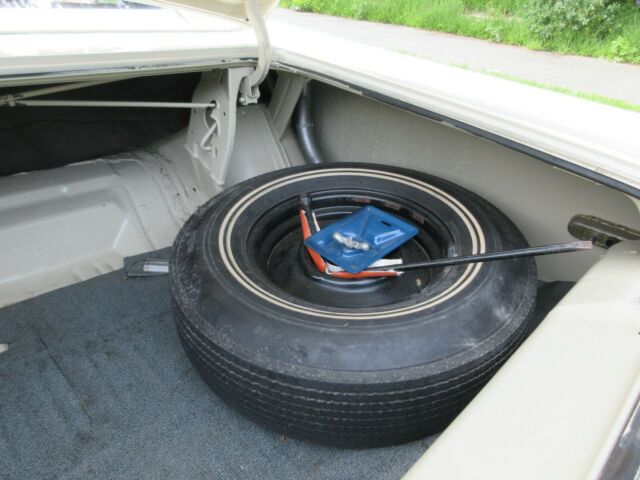 1970 Beige Chrysler 300 Series Convertible