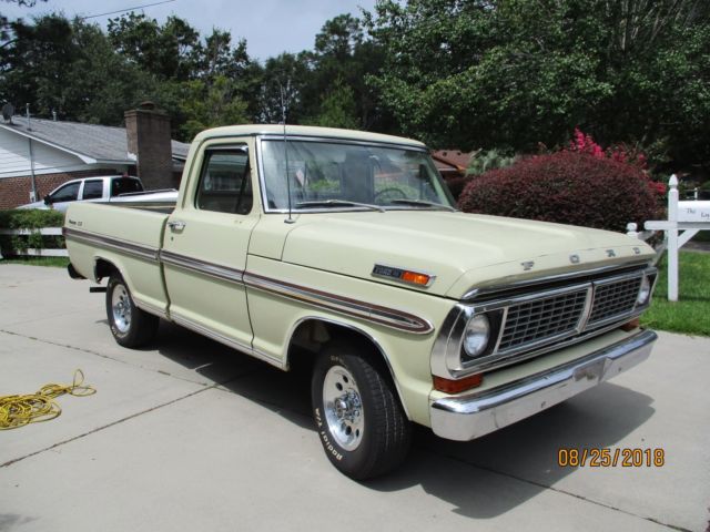 1970 Ford F-100 Standard Cab Pickup