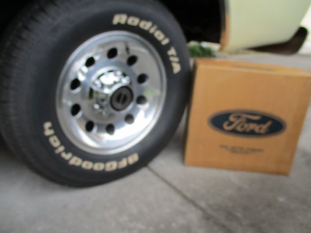 1970 Ford F-100 Standard Cab Pickup