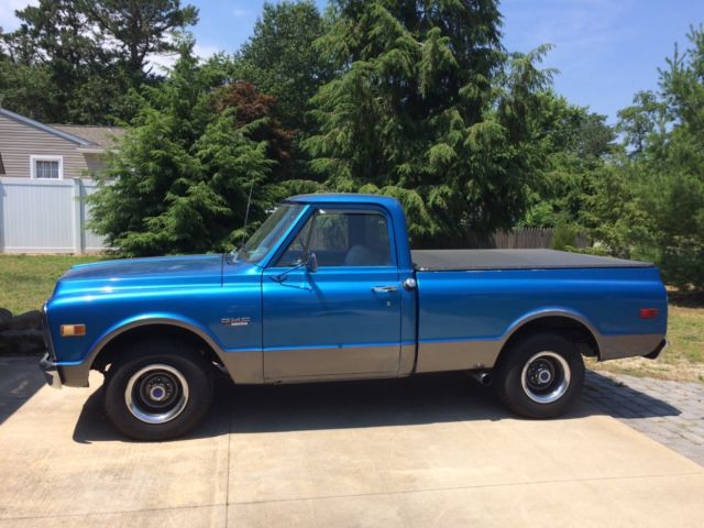 1970 Medium Blue Metallic GMC C-10 Crew Cab Pickup