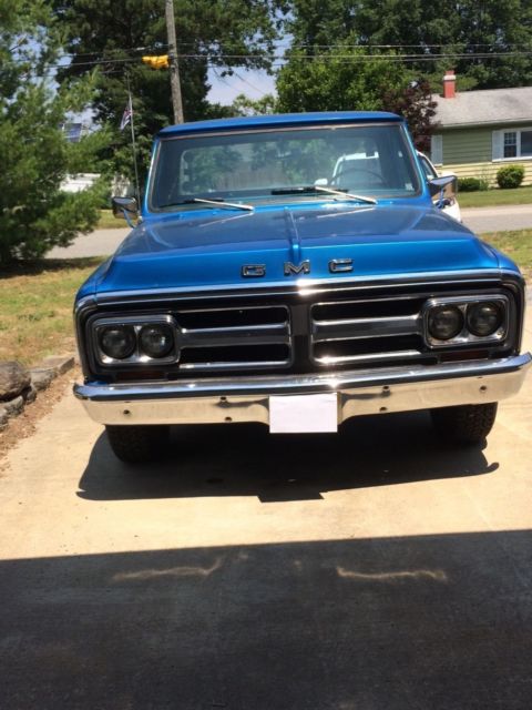 1970 Medium Blue Metallic GMC C-10 Crew Cab Pickup