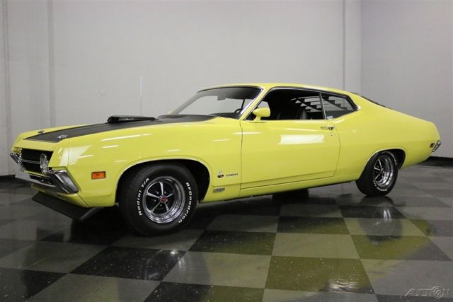 1970 Yellow Ford Torino