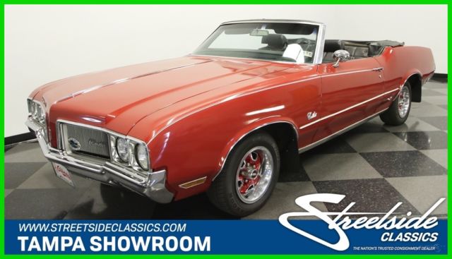 1970 Red Oldsmobile Cutlass