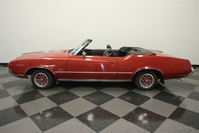 1970 Red Oldsmobile Cutlass