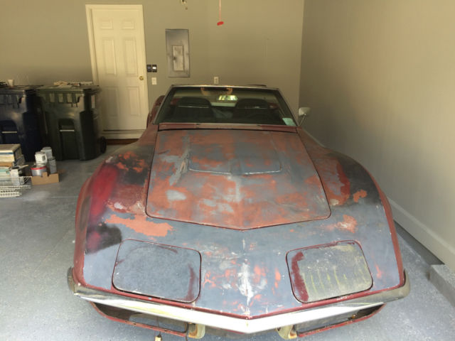 1970 marlboro maroon Chevrolet Corvette Convertible