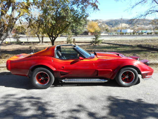 1970 Custome candy apple red Chevrolet Corvette