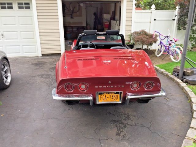 1970 Marlboro Maroon Chevrolet Corvette Convertible