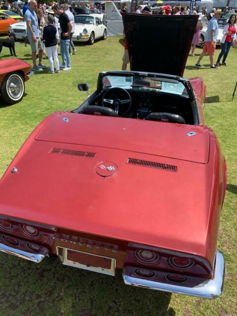 1970 Burgundy Chevrolet Corvette