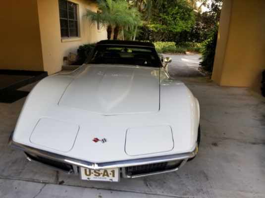 1970 White Chevrolet Corvette Convertible
