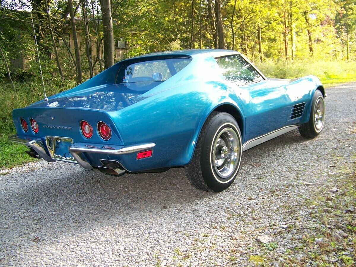 1970 Blue Chevrolet Corvette Coupe