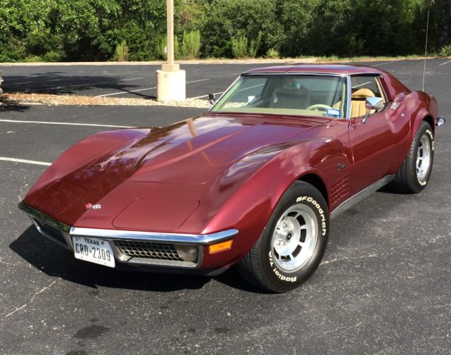 1970 marlboro maroon Chevrolet Corvette coupe