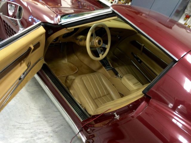 1970 marlboro maroon Chevrolet Corvette coupe
