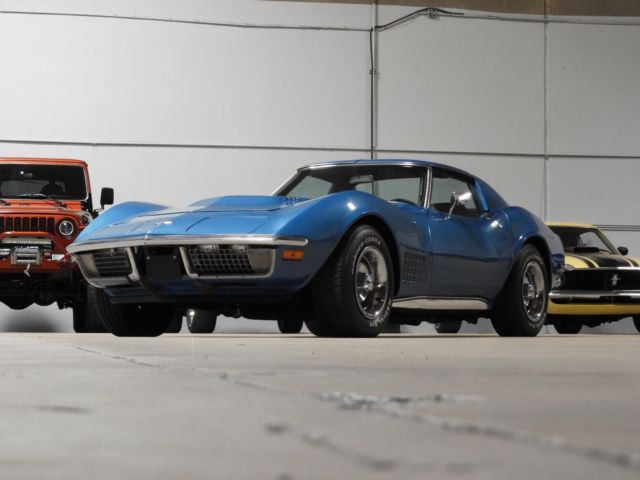 1970 Blue Chevrolet Corvette