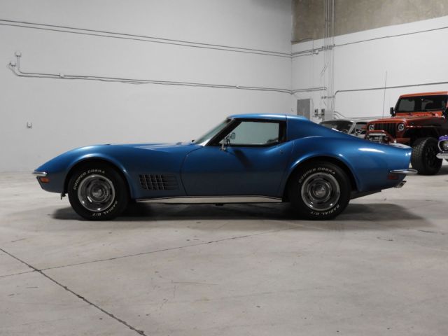 1970 Blue Chevrolet Corvette