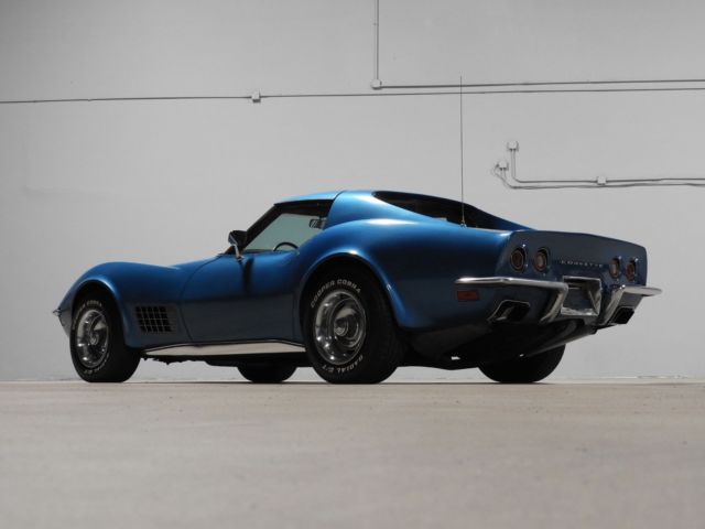 1970 Blue Chevrolet Corvette