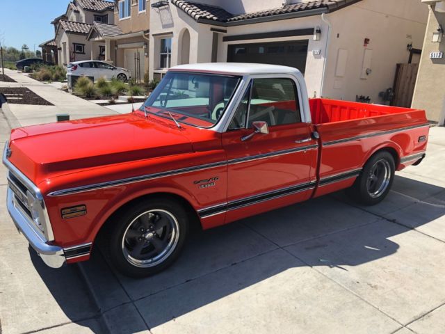 1970 Orange Chevrolet C10