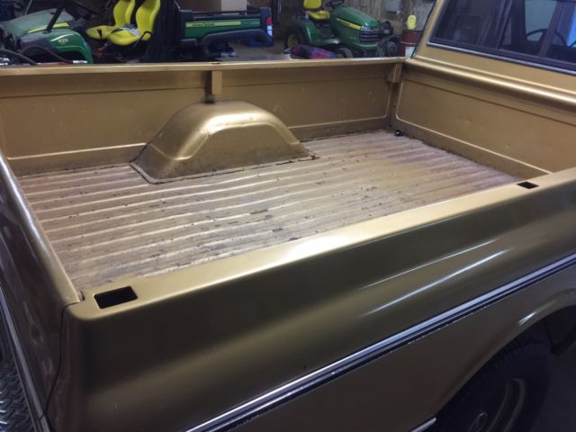 1970 Gold Chevrolet C-10 Truck