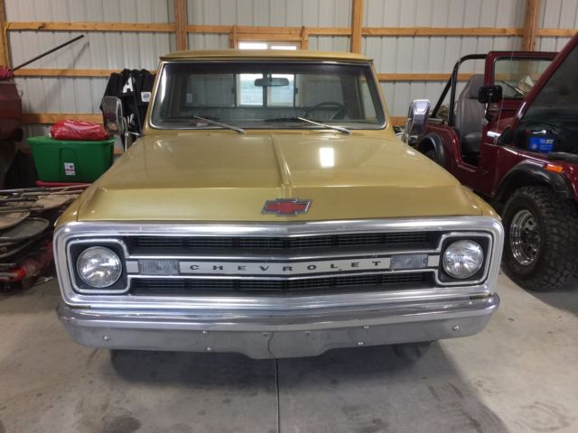 1970 Gold Chevrolet C-10 Truck