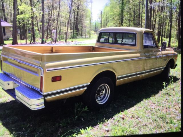 1970 Gold Chevrolet C-10 Truck