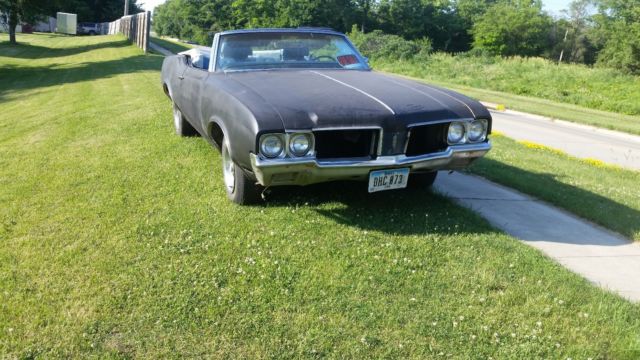1970 Blue Oldsmobile Cutlass Convertible