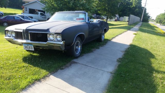 1970 Blue Oldsmobile Cutlass Convertible