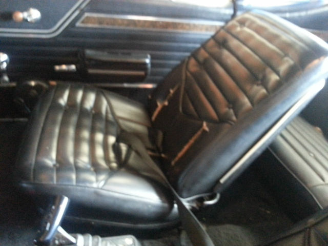 1970 Blue Oldsmobile Cutlass Fastback