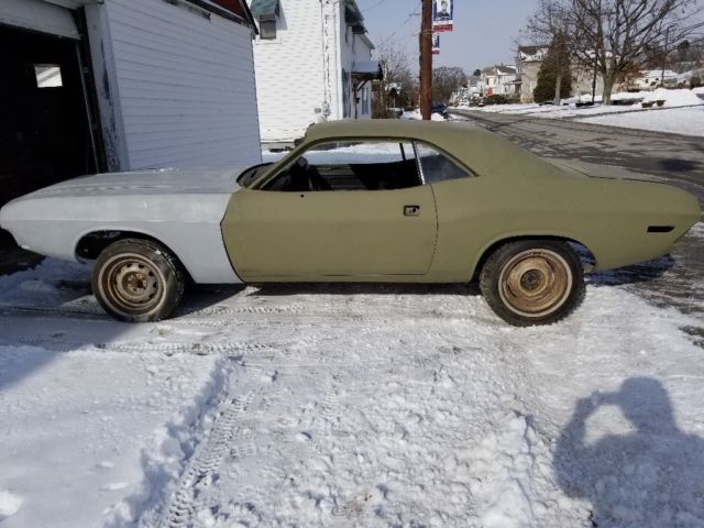1970 Orange Dodge Challenger Coupe