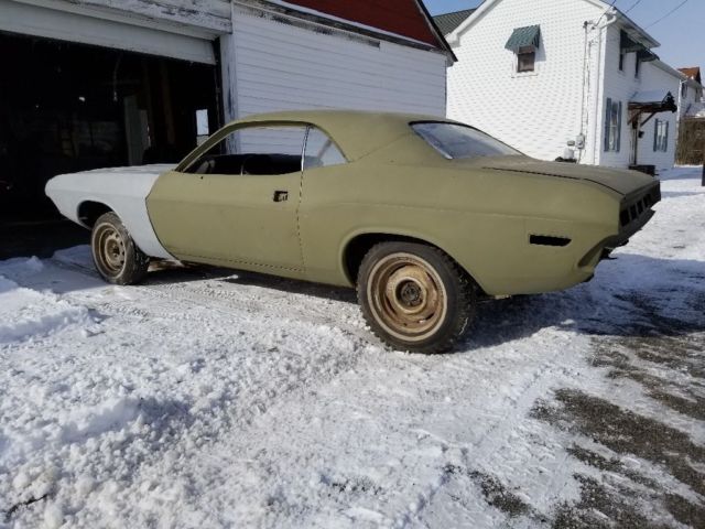 1970 Orange Dodge Challenger Coupe