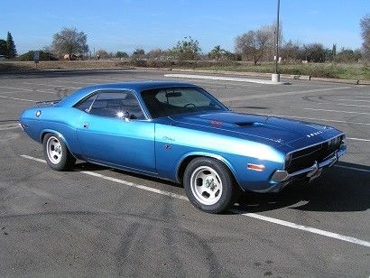 1970 Blue Dodge Challenger Coupe