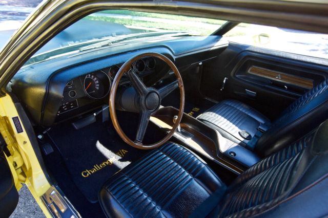 1970 Yellow Dodge Challenger Coupe
