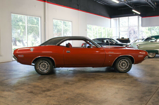 1970 Copper Dodge Challenger Coupe