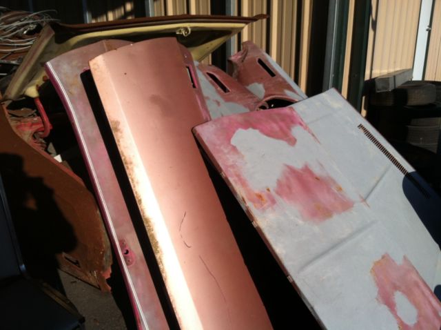 1970 pink Dodge Challenger Coupe