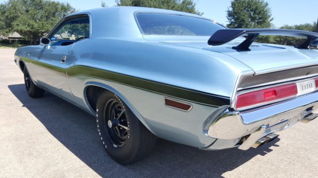 1970 Blue Dodge Challenger Coupe